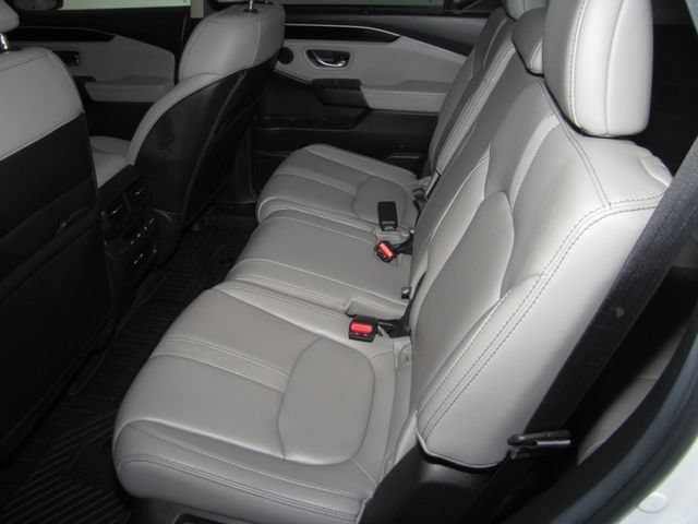 Certified Used 2025 Platinum White Pearl Honda EX-L image 41