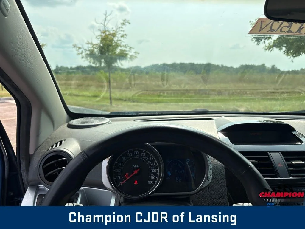 Used 2014 Blue Chevrolet 2LT image 19