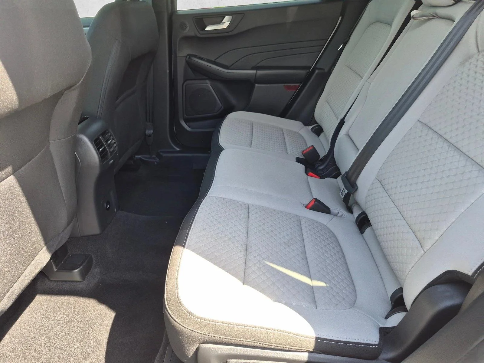 Used 2024 Oxford White Ford Active image 19