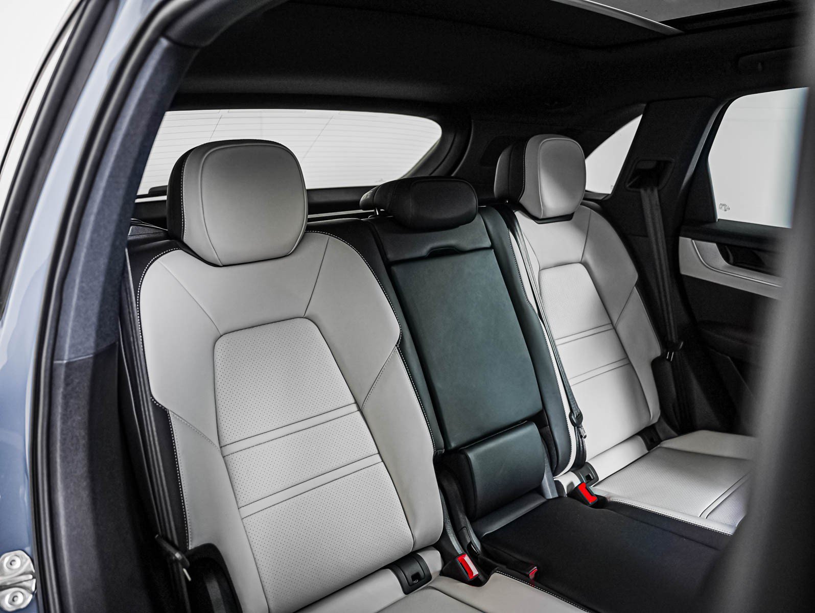 New 2026 ARCTIC GREY Porsche  image 6