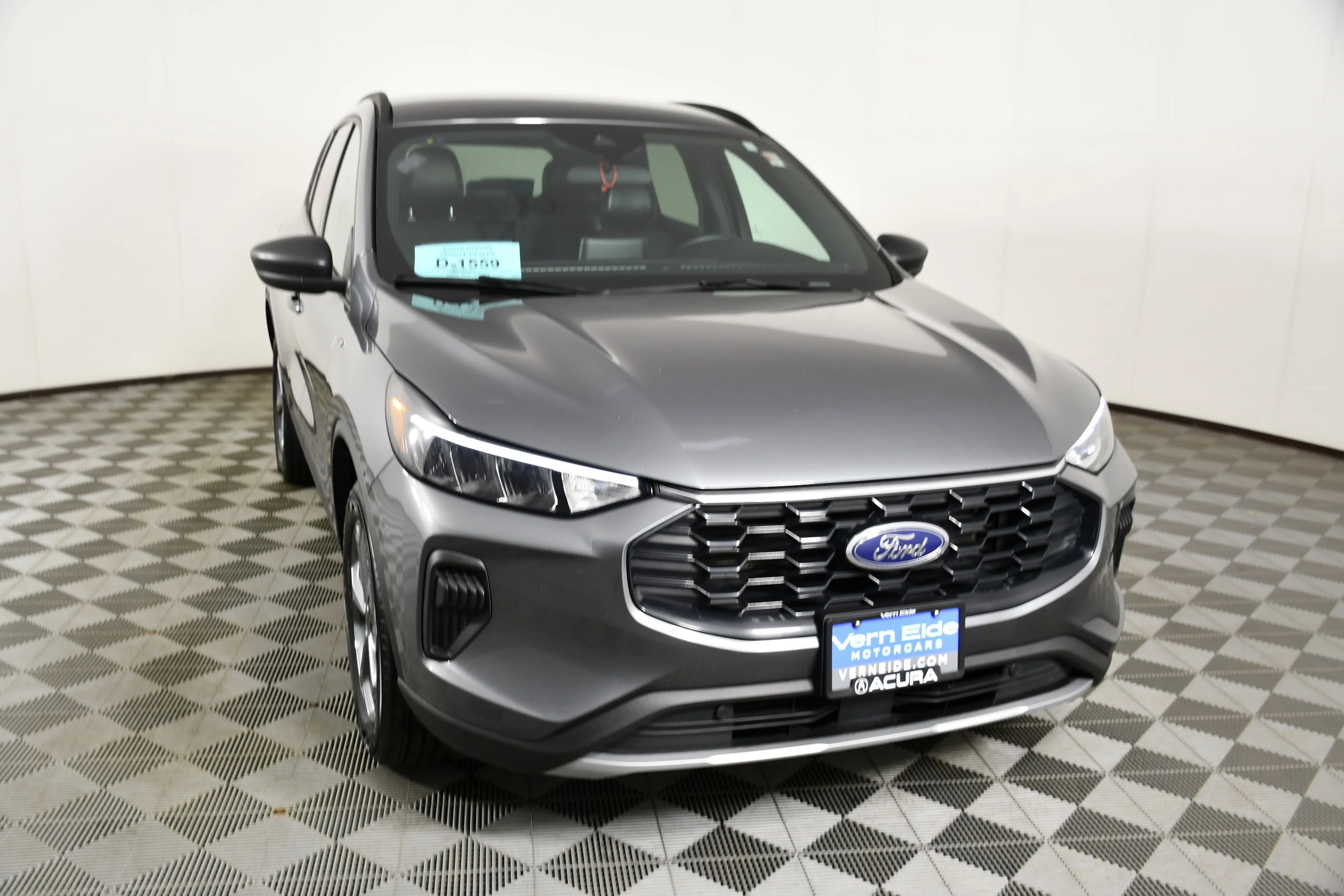 Used 2025 Gray Metallic Ford ST-Line image 3