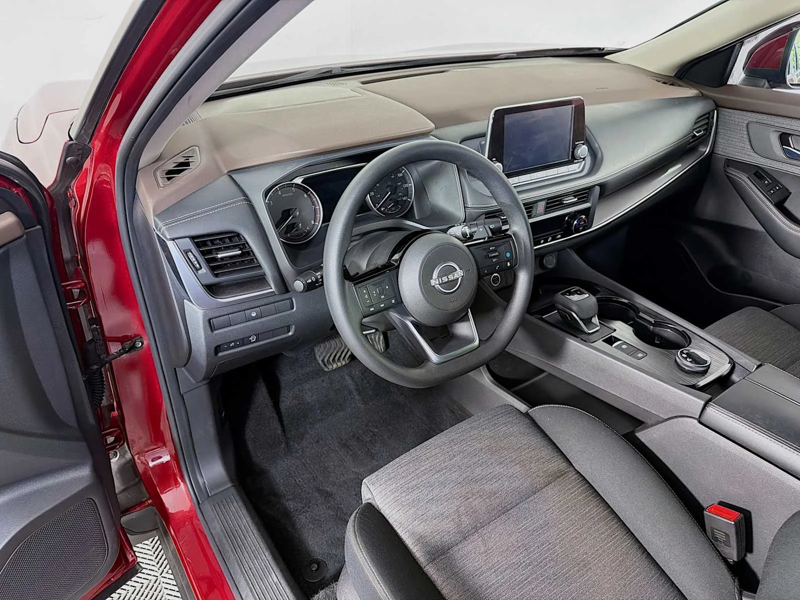Used 2023 Scarlet Ember Tintcoat Nissan SV image 7