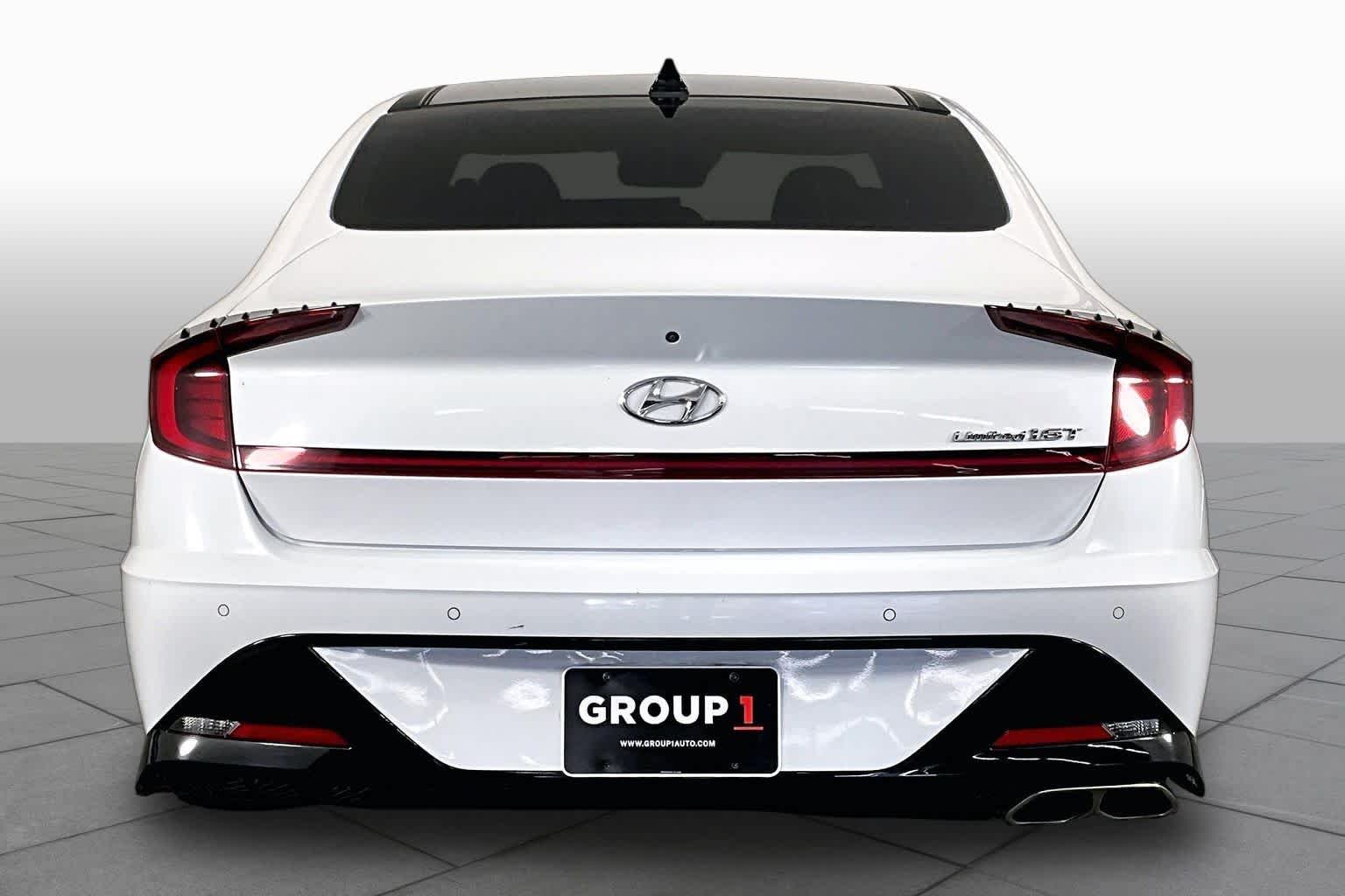 Used 2021 Quartz White Hyundai Limited image 5