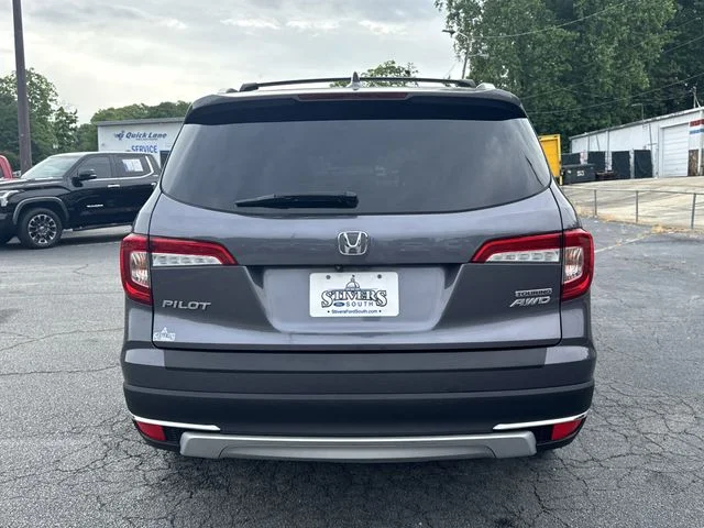 Certified Used 2020 Modern Steel Metallic Honda Touring image 6