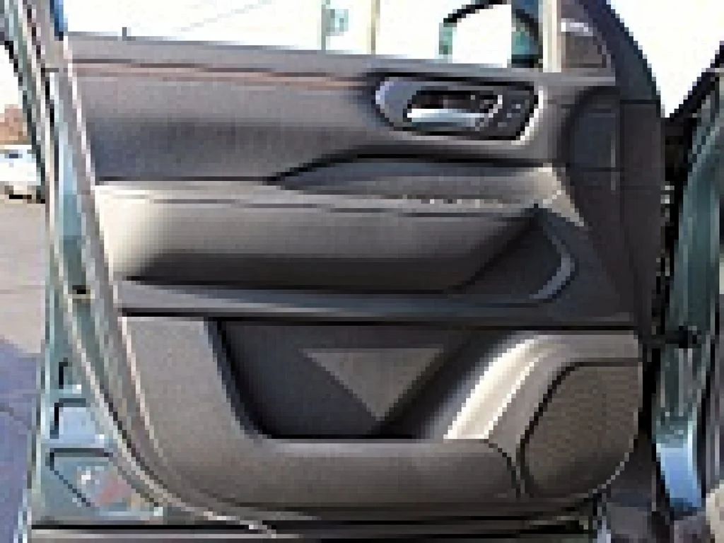 New 2026 Alpine Metallic Nissan SL image 12