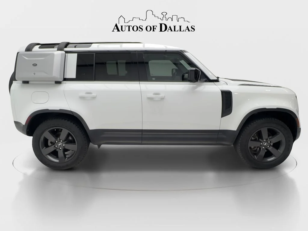 Used 2023 White Land Rover S image 7