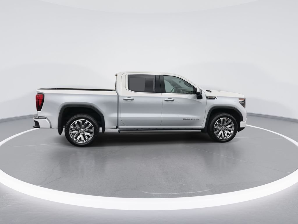 Used 2026 White GMC Denali image 9