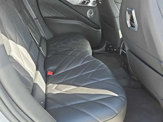 2026 BMW XM Base - Photo 27
