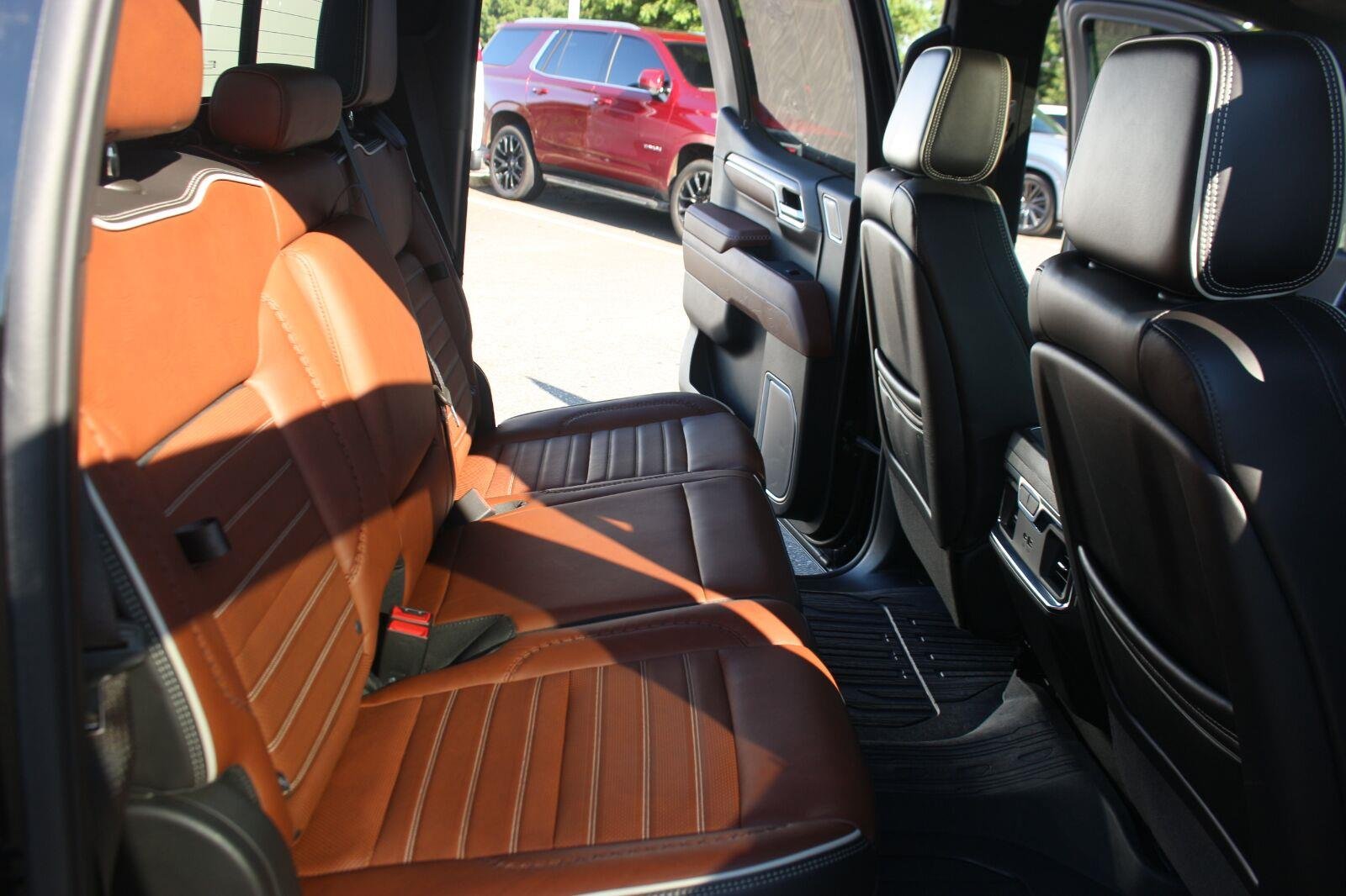 Used 2024 Onyx Black GMC Denali Ultimate image 37