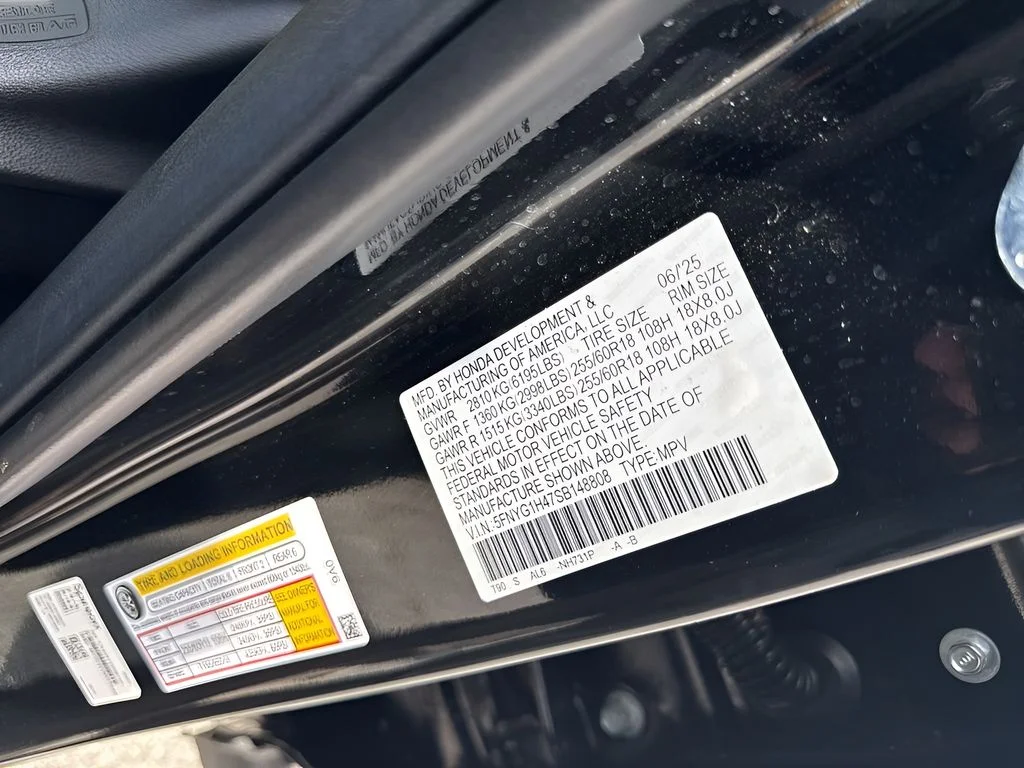 Used 2025 Black Honda EX-L image 37