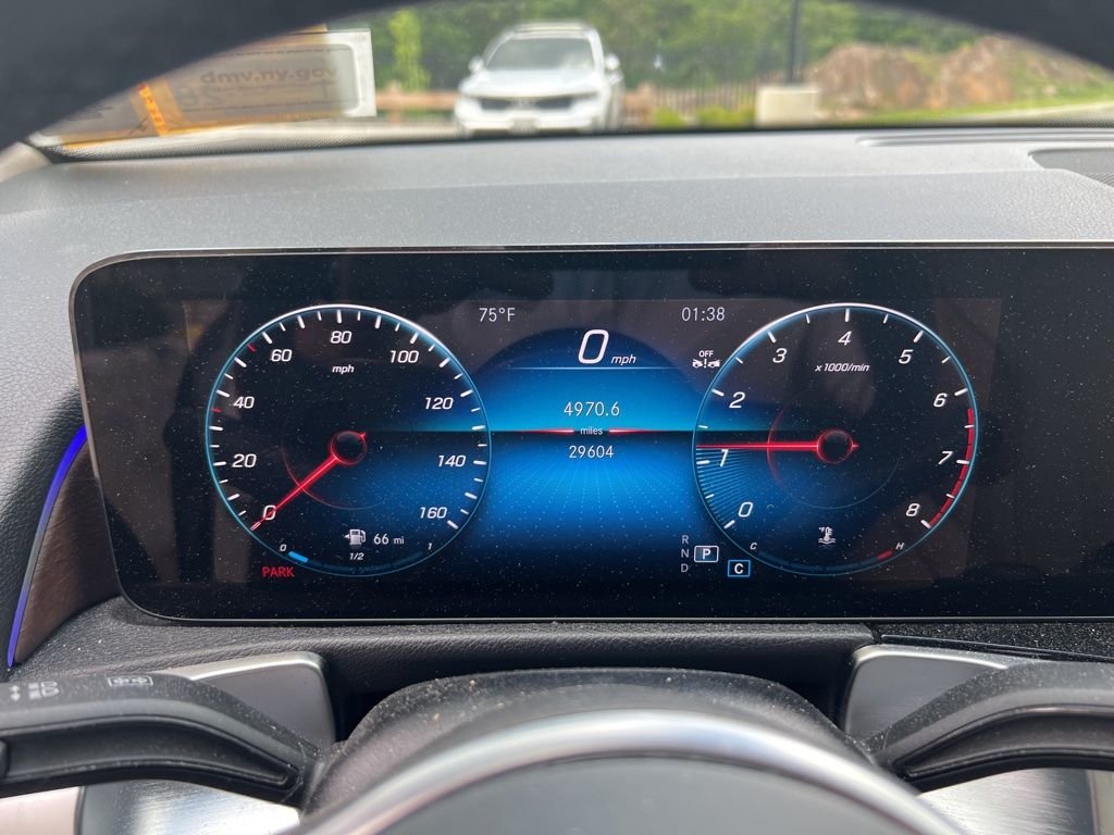 2023 Mercedes-Benz GLB GLB 250 4MATIC's photo