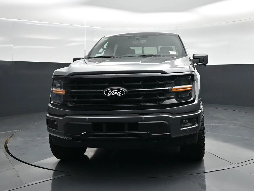 New 2026 Carbonized Gray Metallic Ford XLT image 21