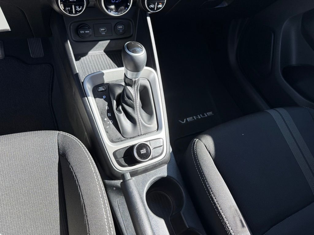 2021 Hyundai Venue SEL - Photo 24