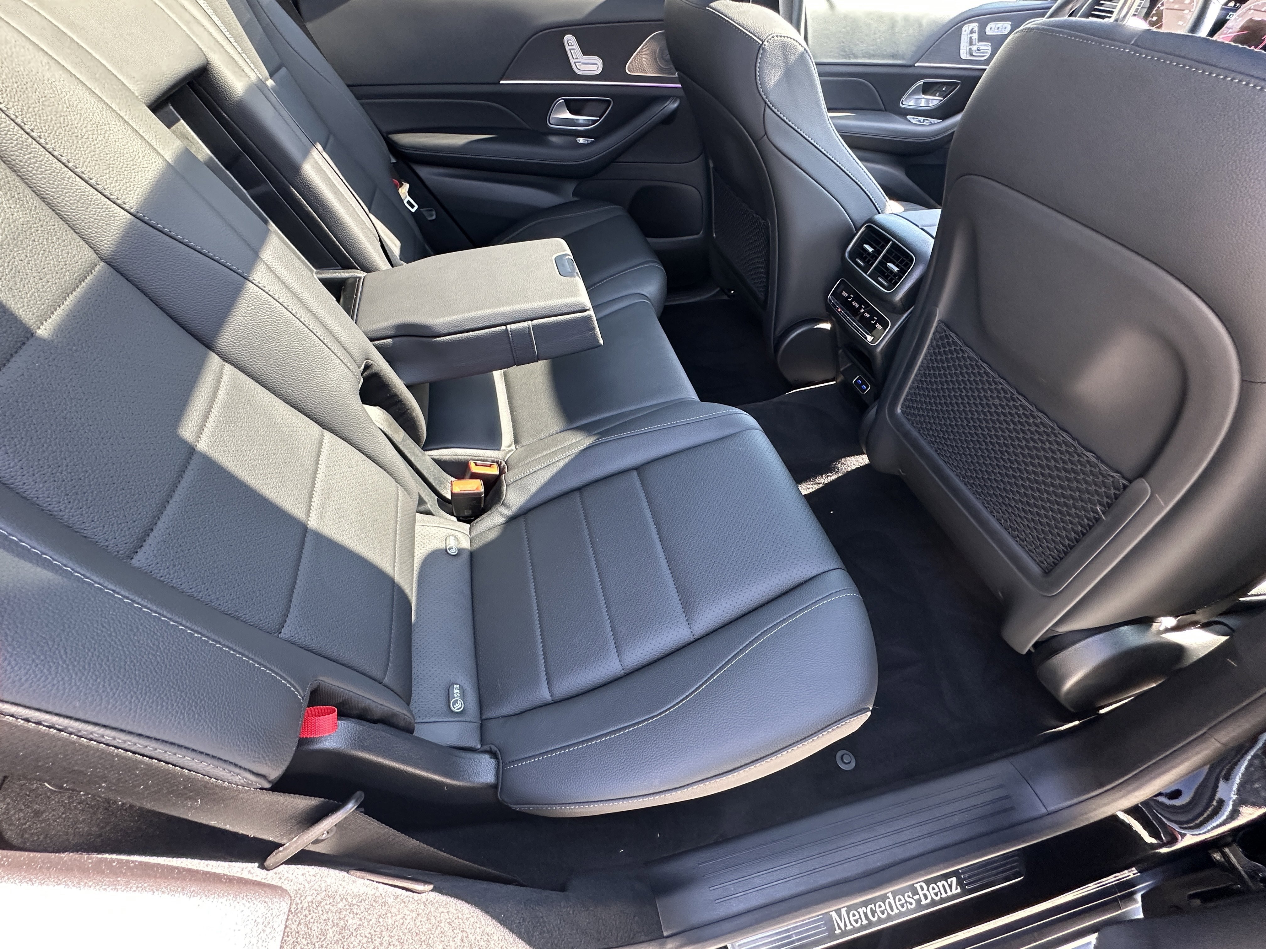 Certified Used 2025 Black Mercedes-Benz GLS 450 image 18