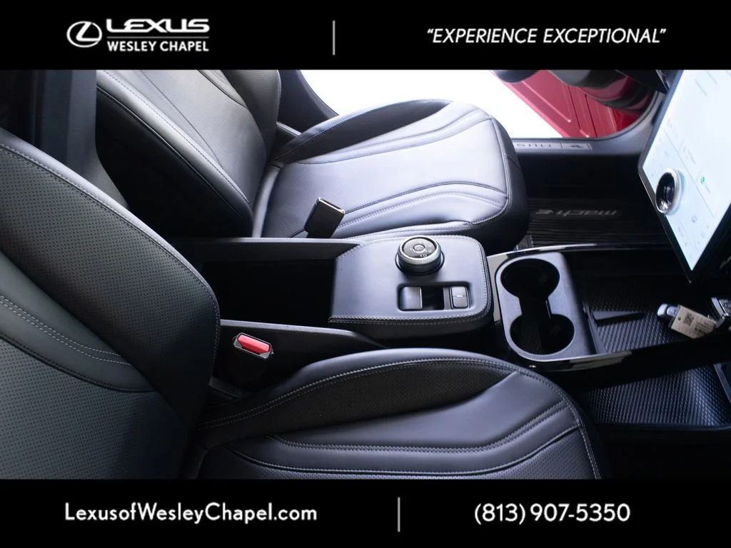 Used 2022 Red Ford Premium image 28