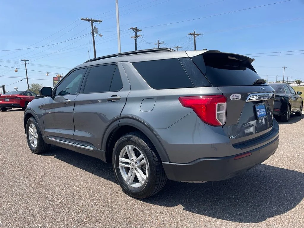 Used 2024 Gray Ford XLT image 5
