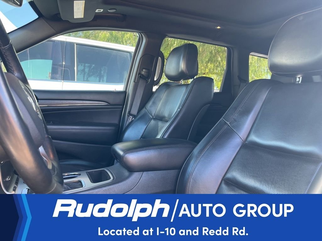 Used 2019 Silver Jeep Overland image 9