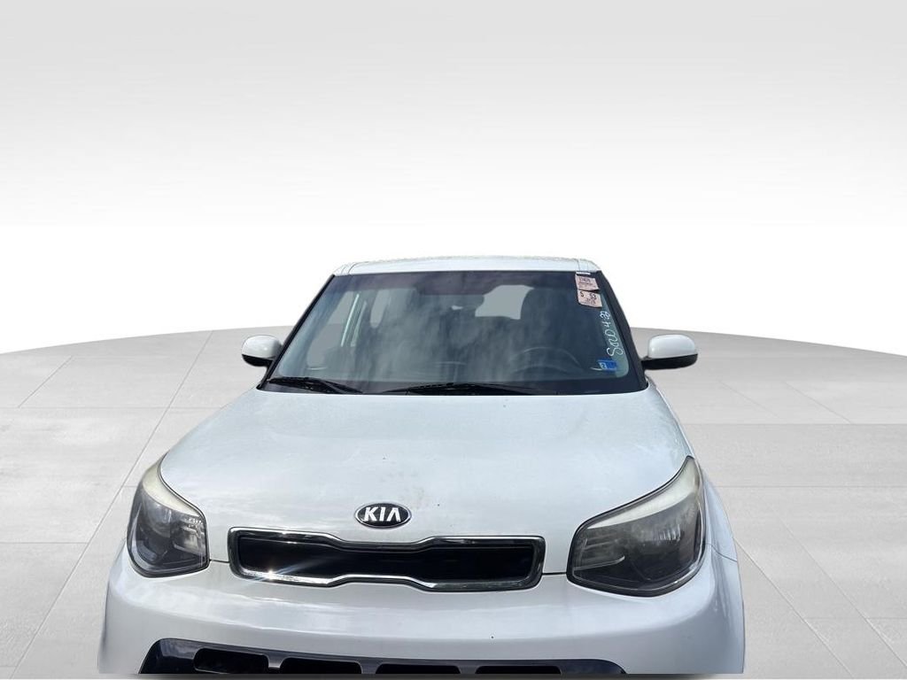Used 2016 White Kia Plus image 2