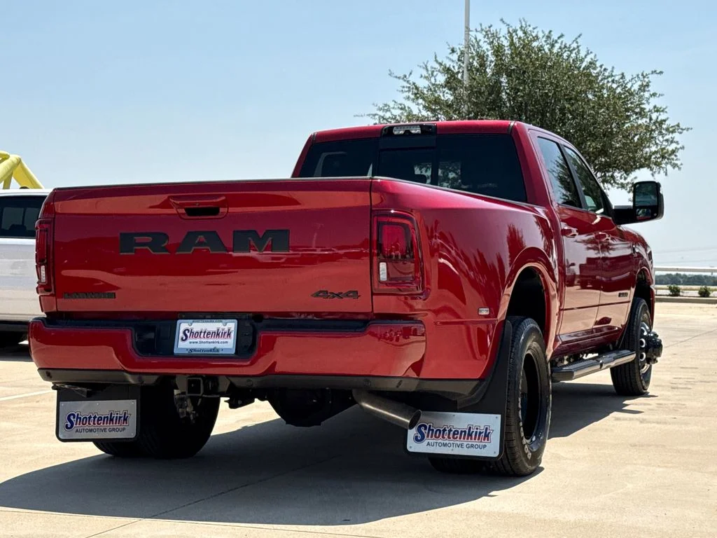 New 2026 Molten Red Pearl-Coat Exterior Paint RAM Laramie image 9