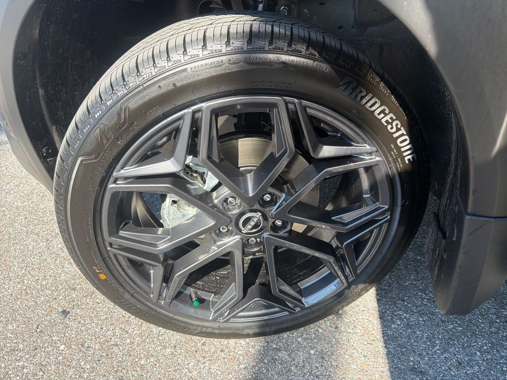 New 2026 Nissan Kicks SR 4D Sport Utility