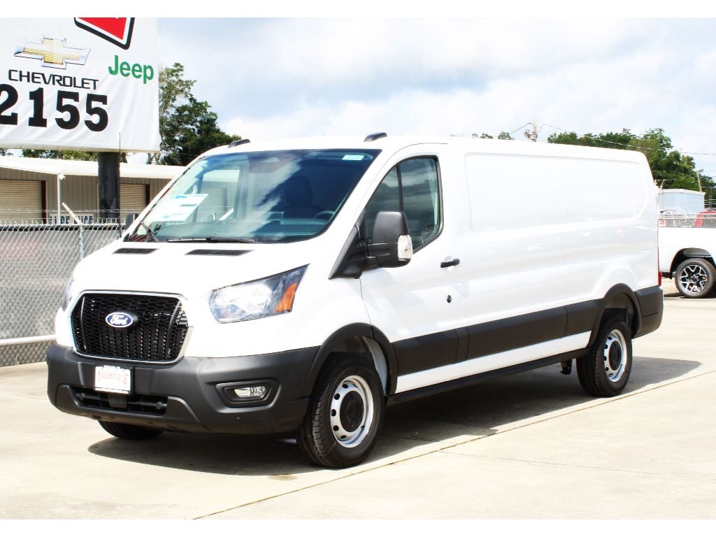 New 2026 Oxford White Ford Base image 2