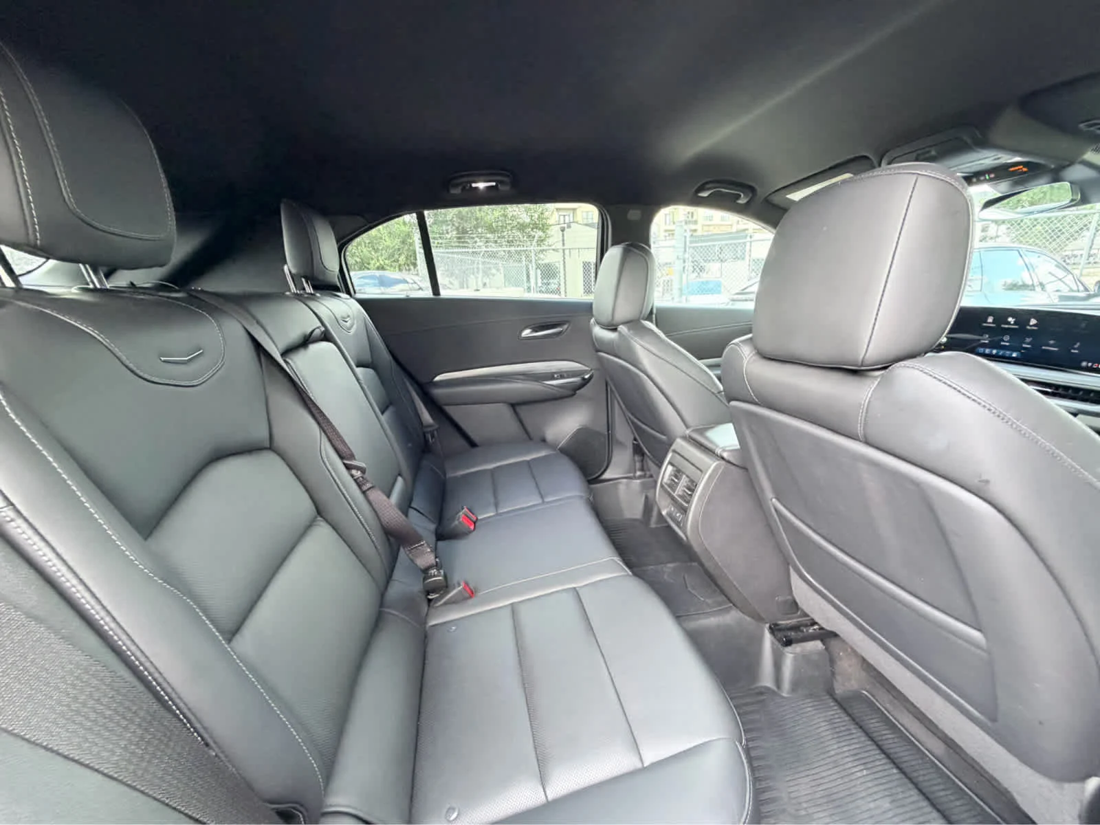 Used 2024 Argent Silver Metallic Cadillac Premium Luxury image 30