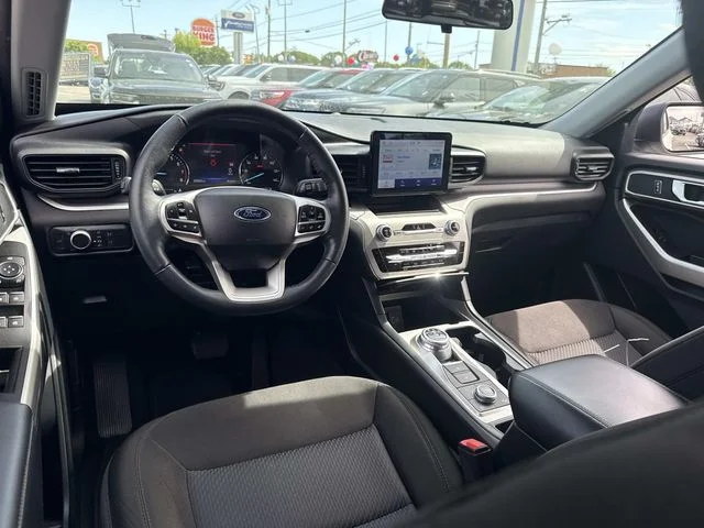 Used 2022 White Ford XLT image 20
