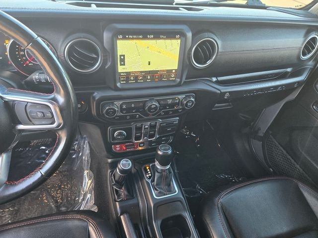 Used 2020 Silver Jeep Unlimited Rubicon image 17