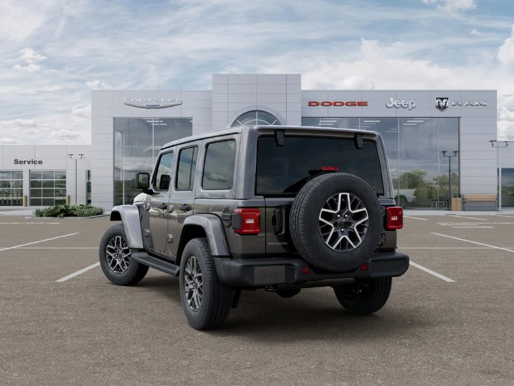 New 2026 Granite Crystal Metallic Clear-Coat Exterior Paint Jeep Sahara image 3