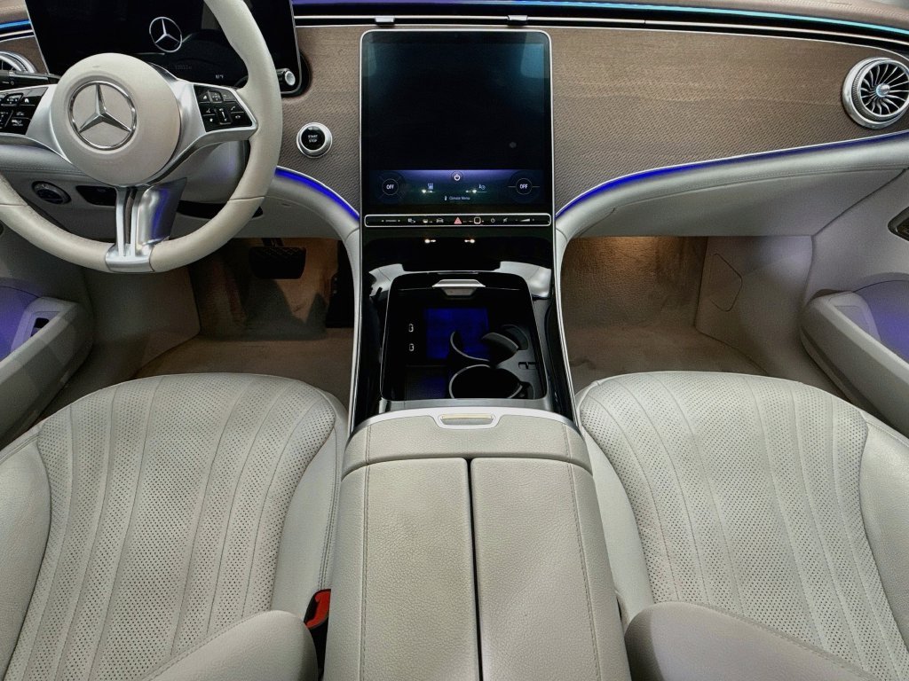Certified Used 2023 Black Mercedes-Benz 500 Sedan image 13
