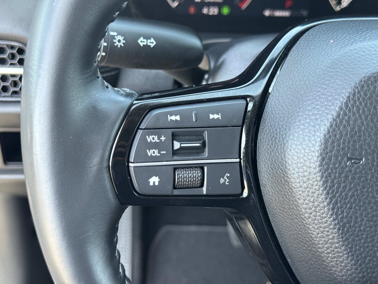 2023 Honda HR-V EX-L - Photo 11