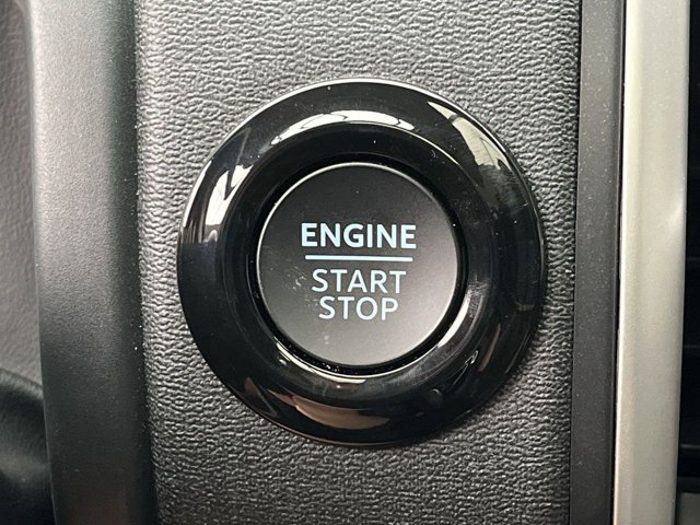 Used 2026 Agate Black Metallic Ford Active image 29