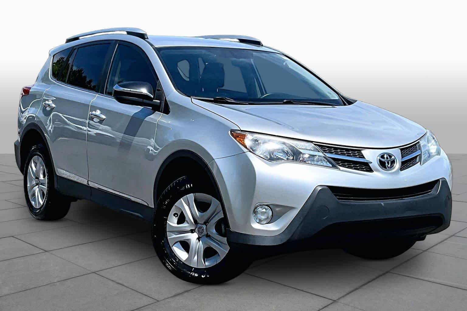 Used 2014 Toyota RAV4 LE with VIN JTMZFREV4EJ021272 for sale in Kennesaw, GA