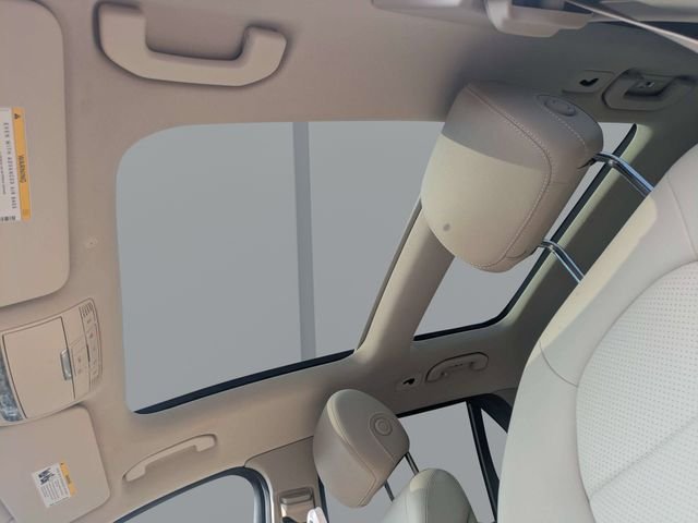 Used 2022  Mercedes-Benz GLC 300 image 22