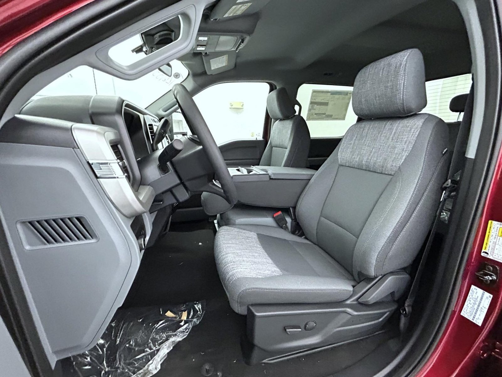 New 2026 Ruby Red Metallic Tinted Clearcoat Ford XLT image 10