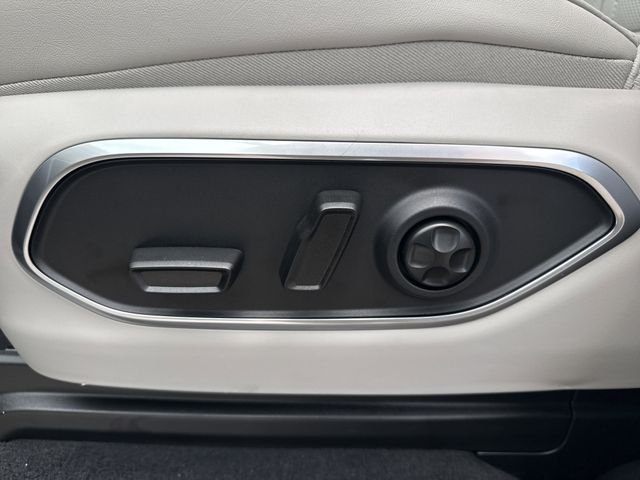 New 2026 Gray Jeep Limited Reserve image 10