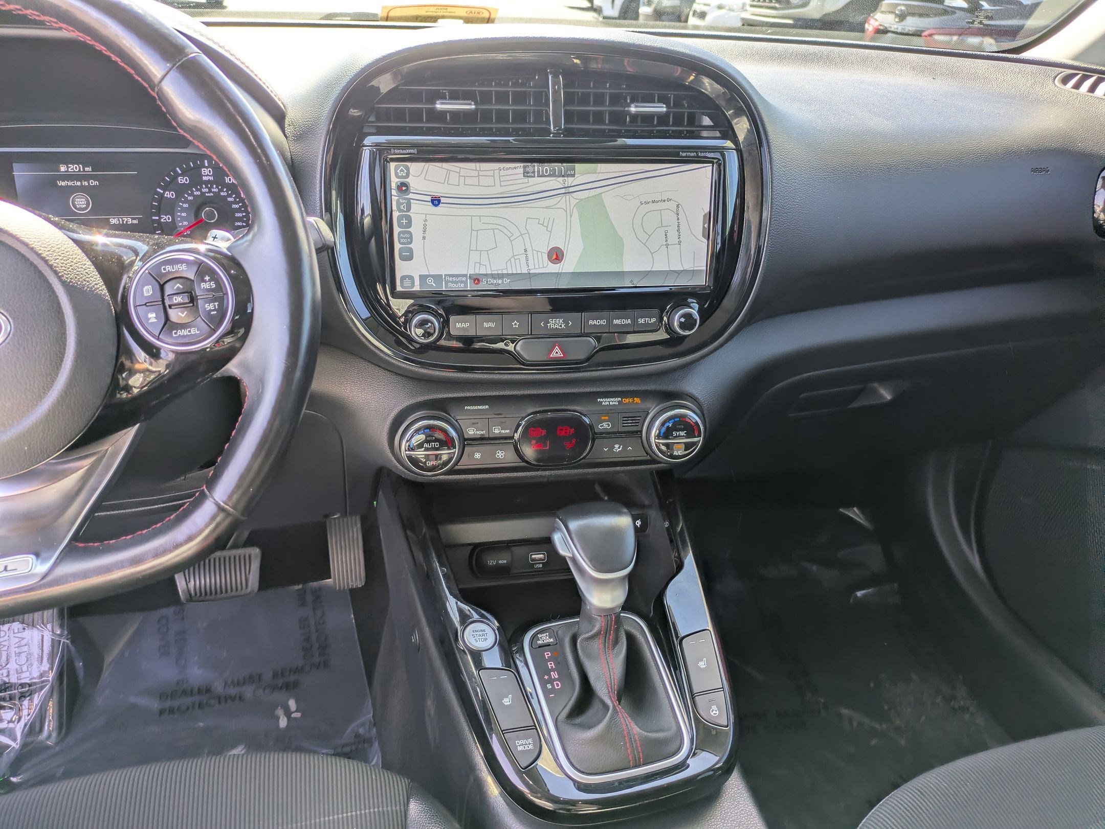 Used 2021 Snow White Pearl Kia Turbo image 25