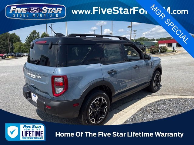 New 2026 Azure Gray Metallic Tri-Coat Ford Outer Banks image 8