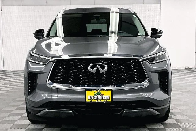Used 2022 Graphite Shadow INFINITI LUXE image 4