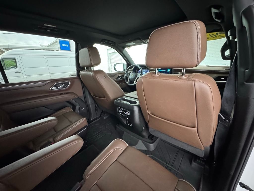 Used 2024 Beige Chevrolet High Country image 29