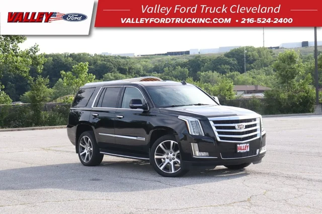 2017 Cadillac Escalade Luxury
