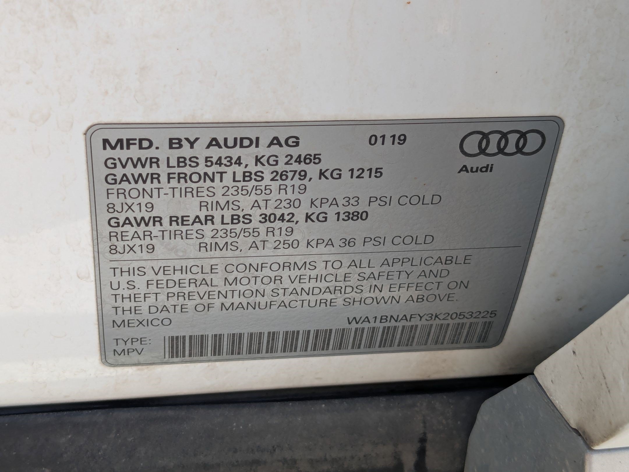 Used 2019 Ibis White Audi Premium Plus image 35