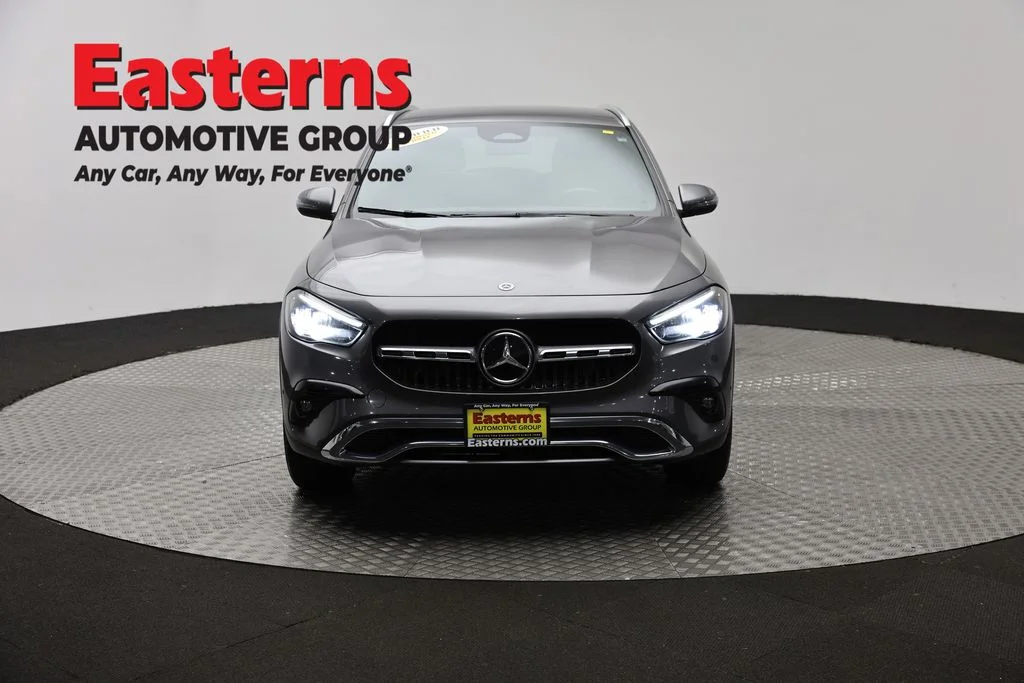 Used 2025 Gray Mercedes-Benz GLA 250 image 2