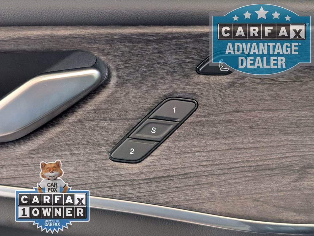Used 2023  Jeep Overland image 19