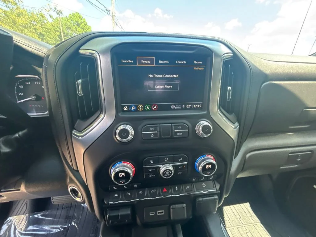 Used 2021 Onyx Black GMC SLT image 14