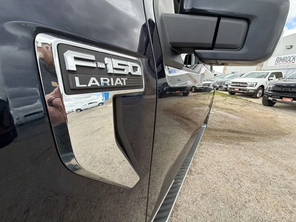 Used 2022 Gray Ford Lariat image 20