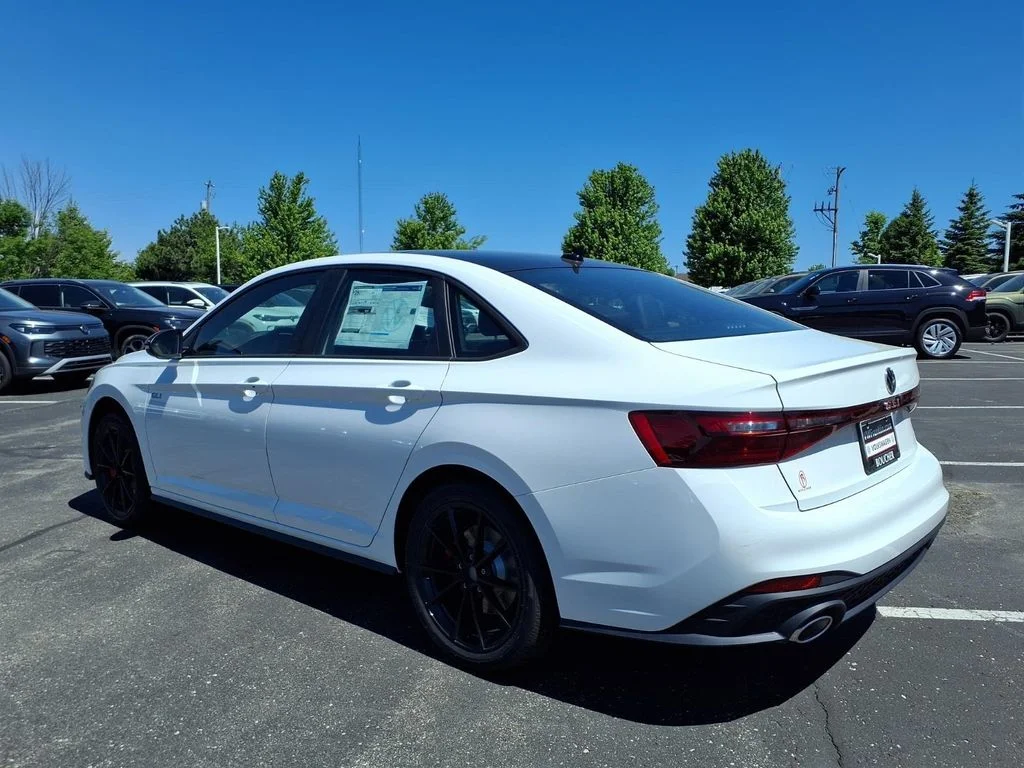 New 2026 Pure White w/Deep Blk Rf Volkswagen 2.0T Autobahn image 4