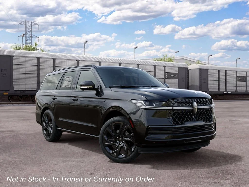 New 2027 Infinite Black Metallic Clearcoat Lincoln Reserve image 4