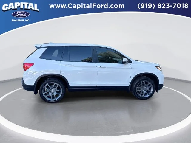 Used 2023  Honda EX-L image 9