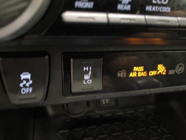 Certified Used 2024 MAGNETIC GRAY MET. Toyota  image 27